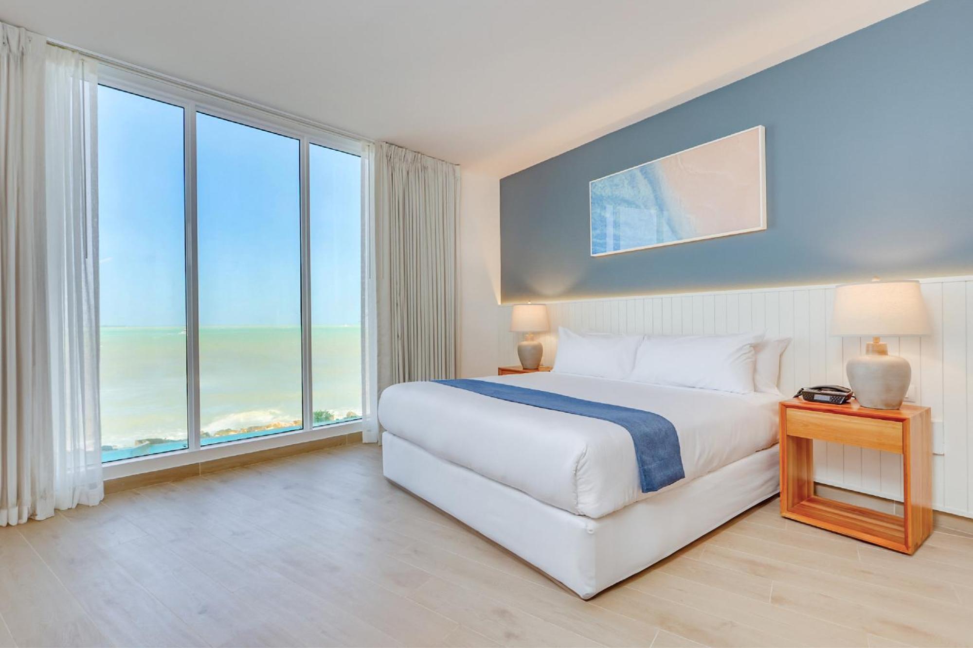 Fort George Hotel And Spa Belize City Exteriör bild